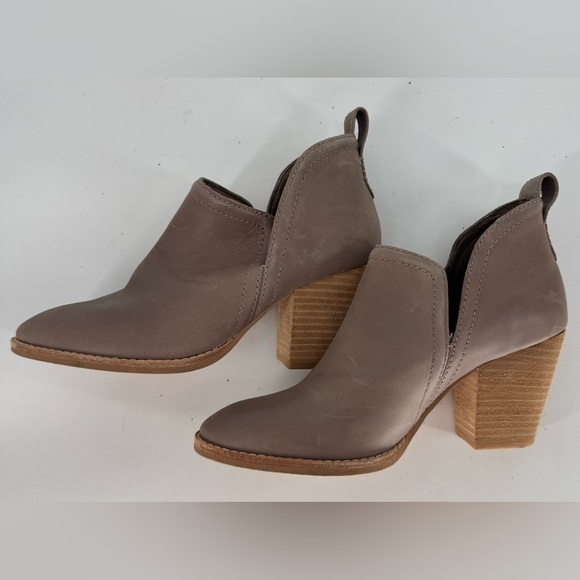 Jeffrey Campbell Rosalee WOMEN Bootie in Taupe - Picture 3 of 10